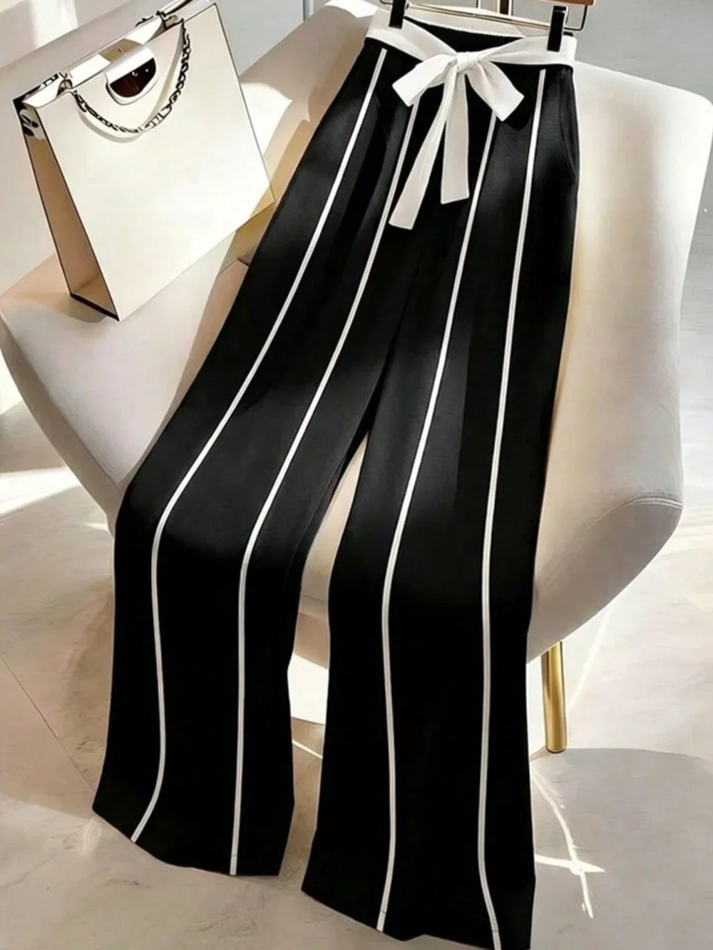 Black Casual Women's Pants - Picture 3 of 6